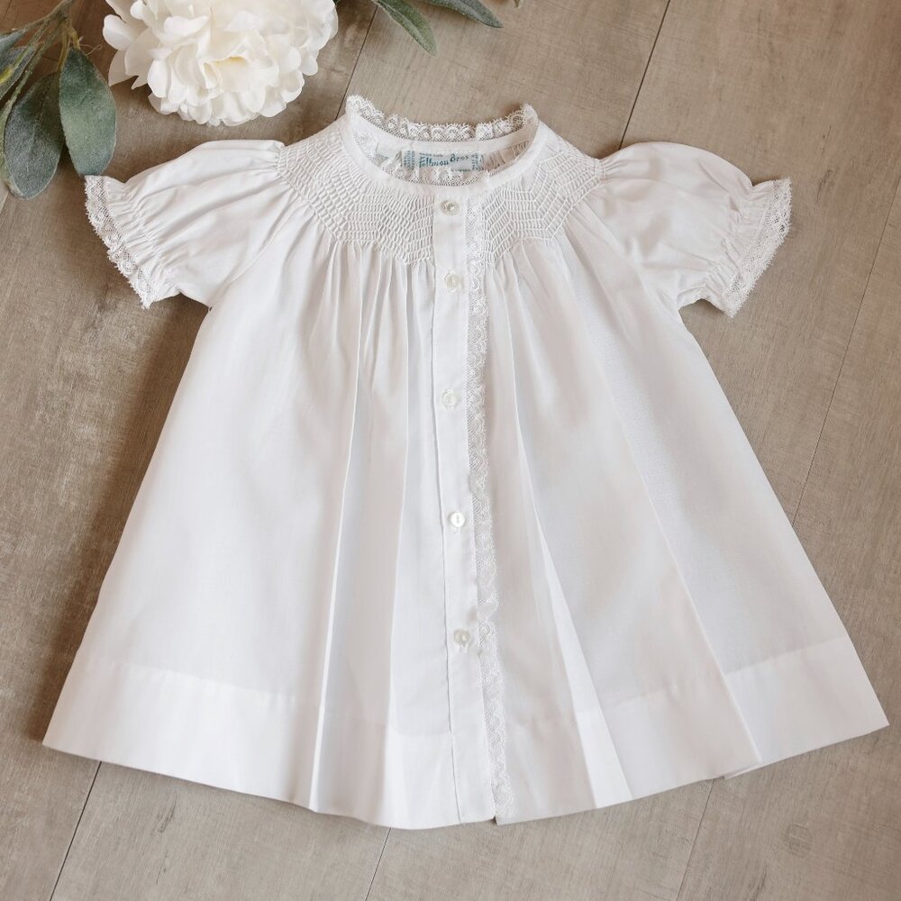 Girl's Classic Smocked DayGown Newborn White Lace Feltman Brothers NWT